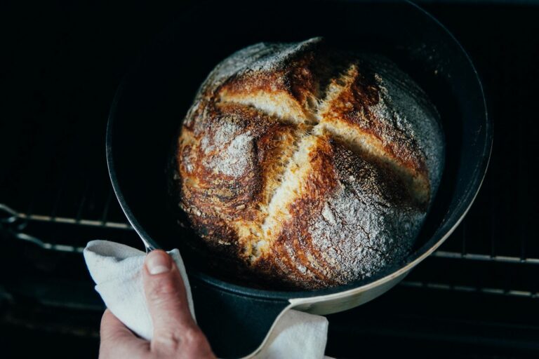 Miért érdemes belevágni az otthoni kovászos kenyérsütésbe?