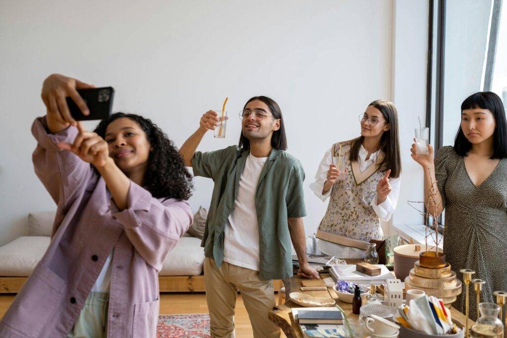 Így szervezhetünk sikeres ruhacserét a barátainkkal