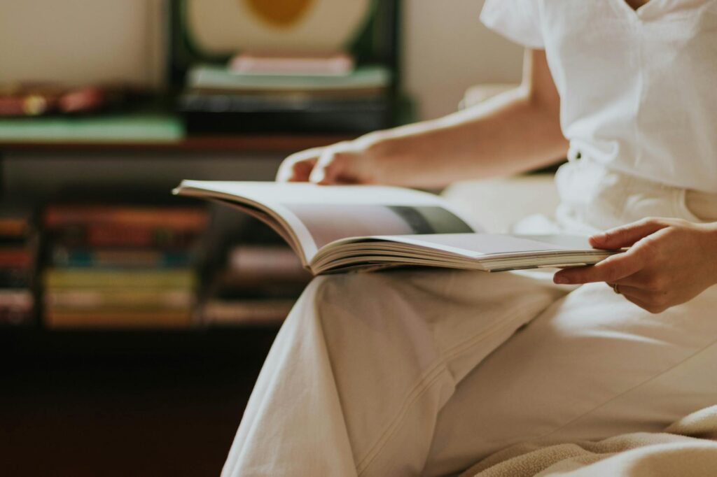 Hogyan építhetjük vissza az olvasást a mindennapjainkba a digitális zaj ellenére